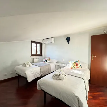 Casa Di Roberto アパート